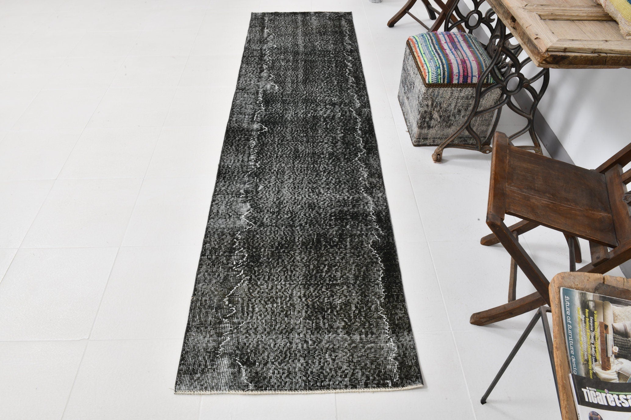 Vintage Runner Rug 2’6’’ x 9’5’’ ft