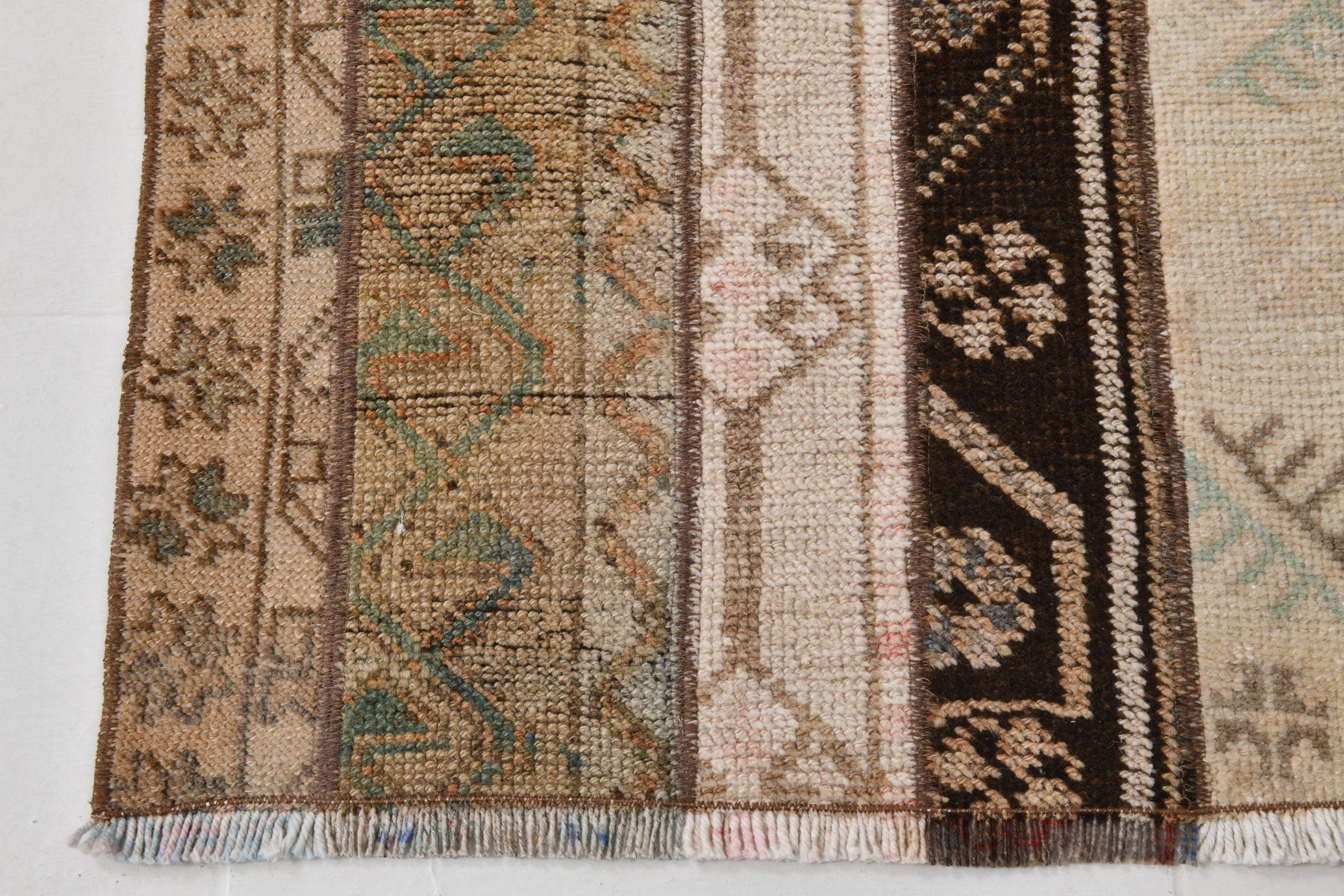 Vintage Runner Rug 2'6" x 9'5" ft