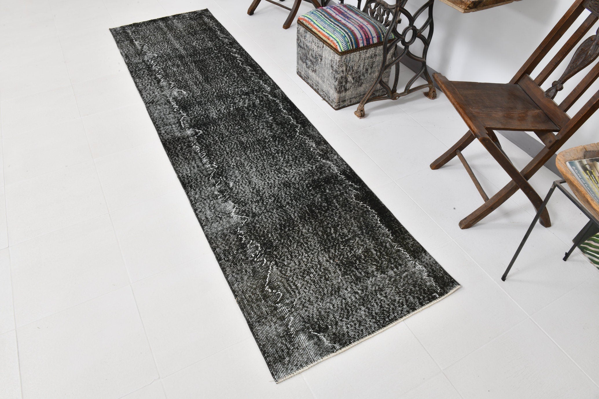 Vintage Runner Rug 2’6’’ x 9’5’’ ft