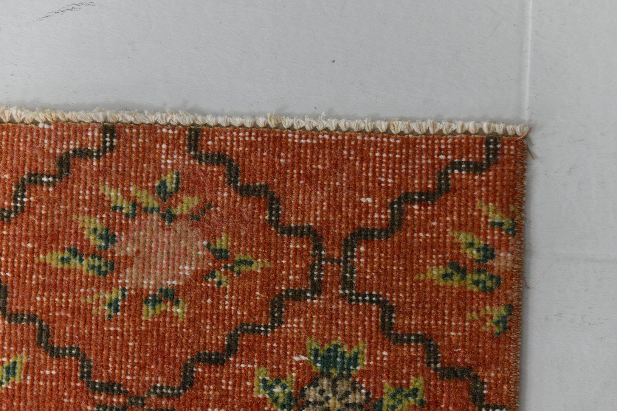 Vintage Runner Rug 2’7’’ x 6’10’’ ft