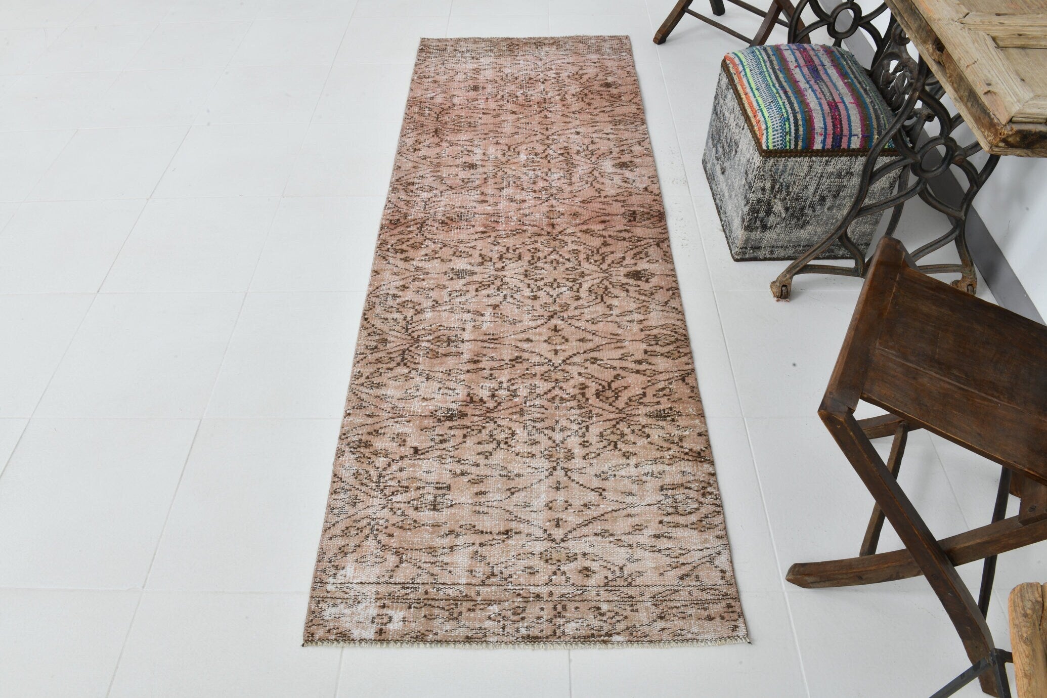 Vintage Runner Rug 2’7’’ x 7’7’’ ft