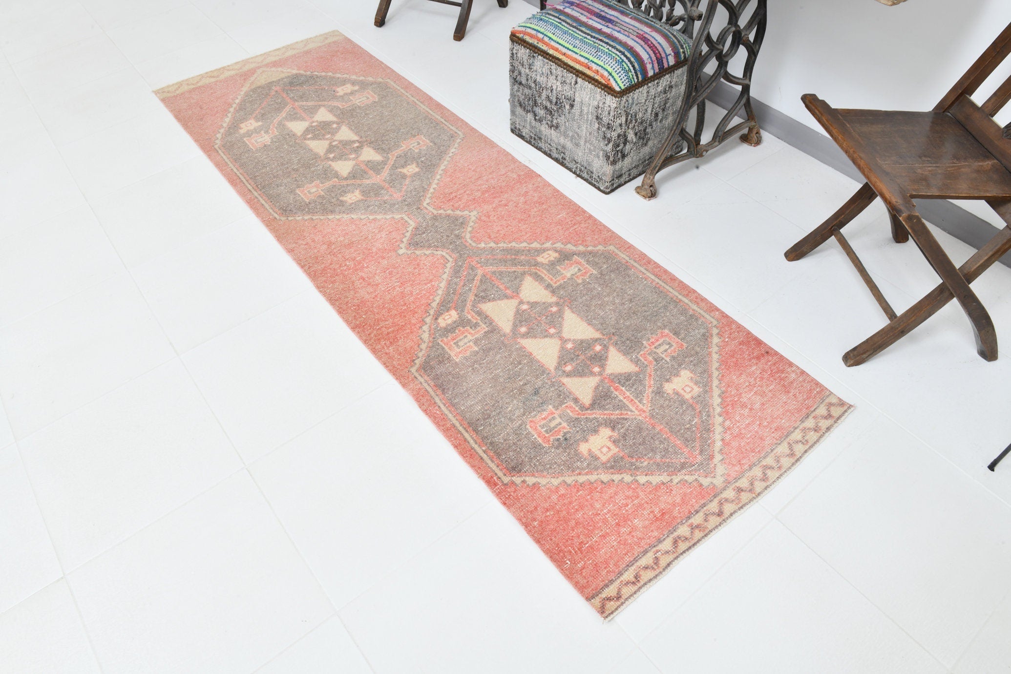 Vintage Runner Rug 2’7’’ x 8’1’’ ft