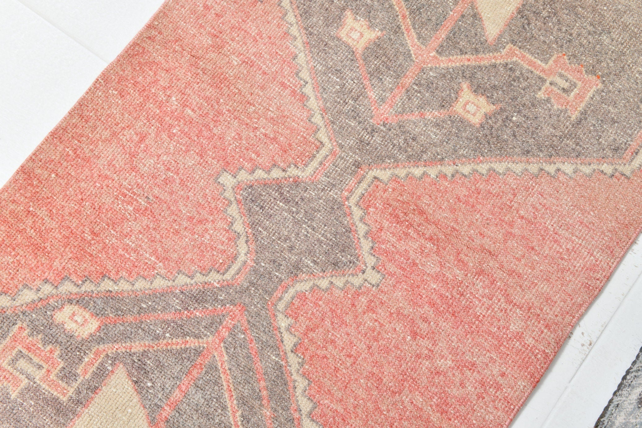 Vintage Runner Rug 2’7’’ x 8’1’’ ft