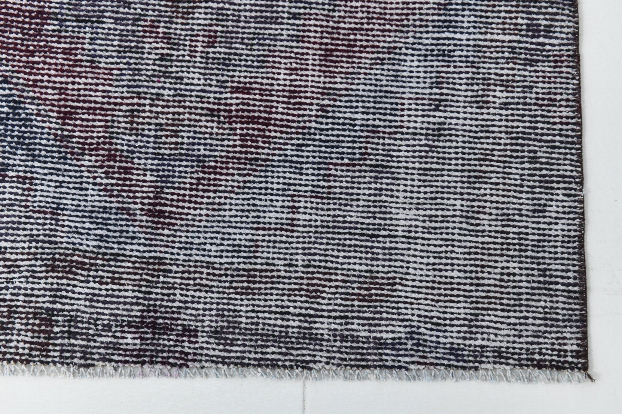 Vintage Runner Rug 2'7" x 8'8" ft