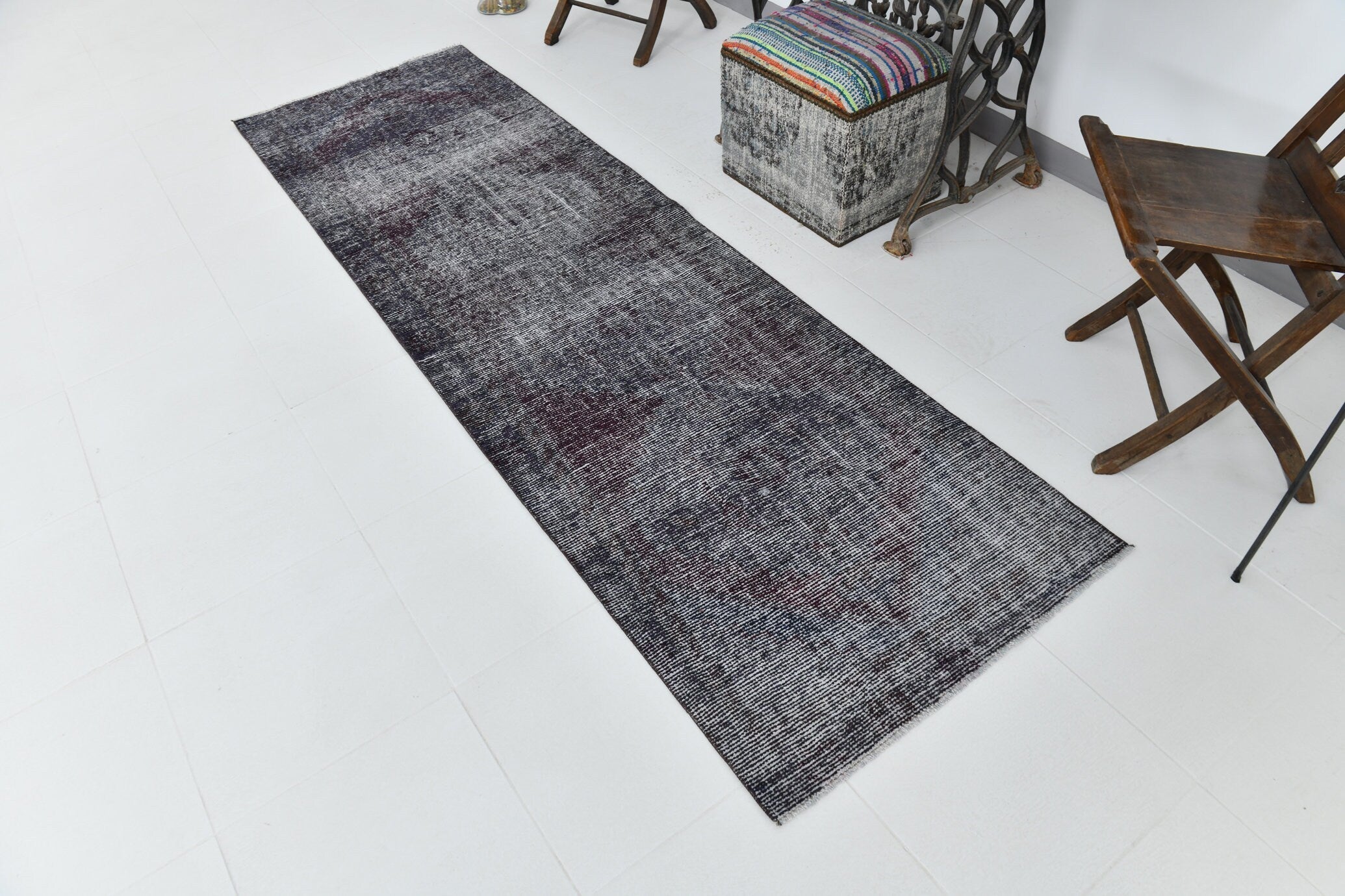 Vintage Runner Rug 2'7" x 8'8" ft