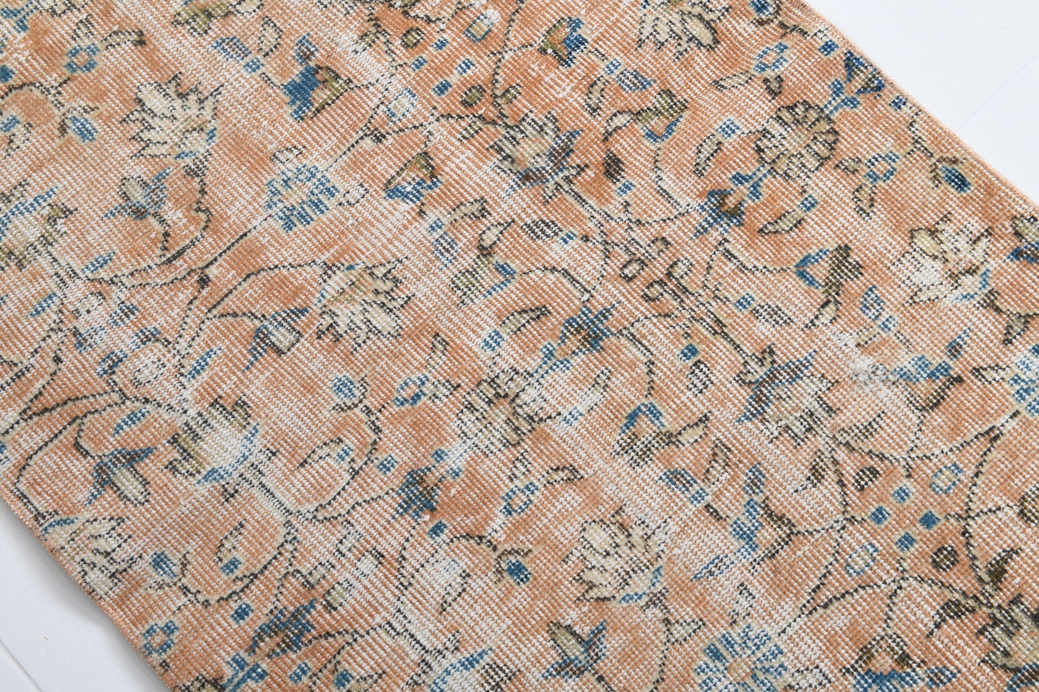 Vintage Runner Rug 2'7" x 9'0" ft