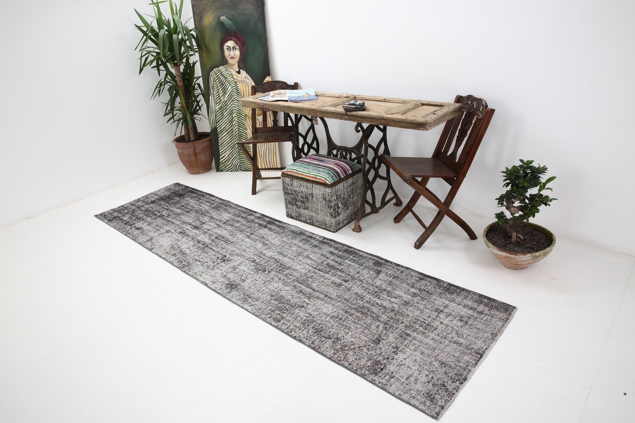 Vintage Runner Rug 2'8" x 10'0" ft