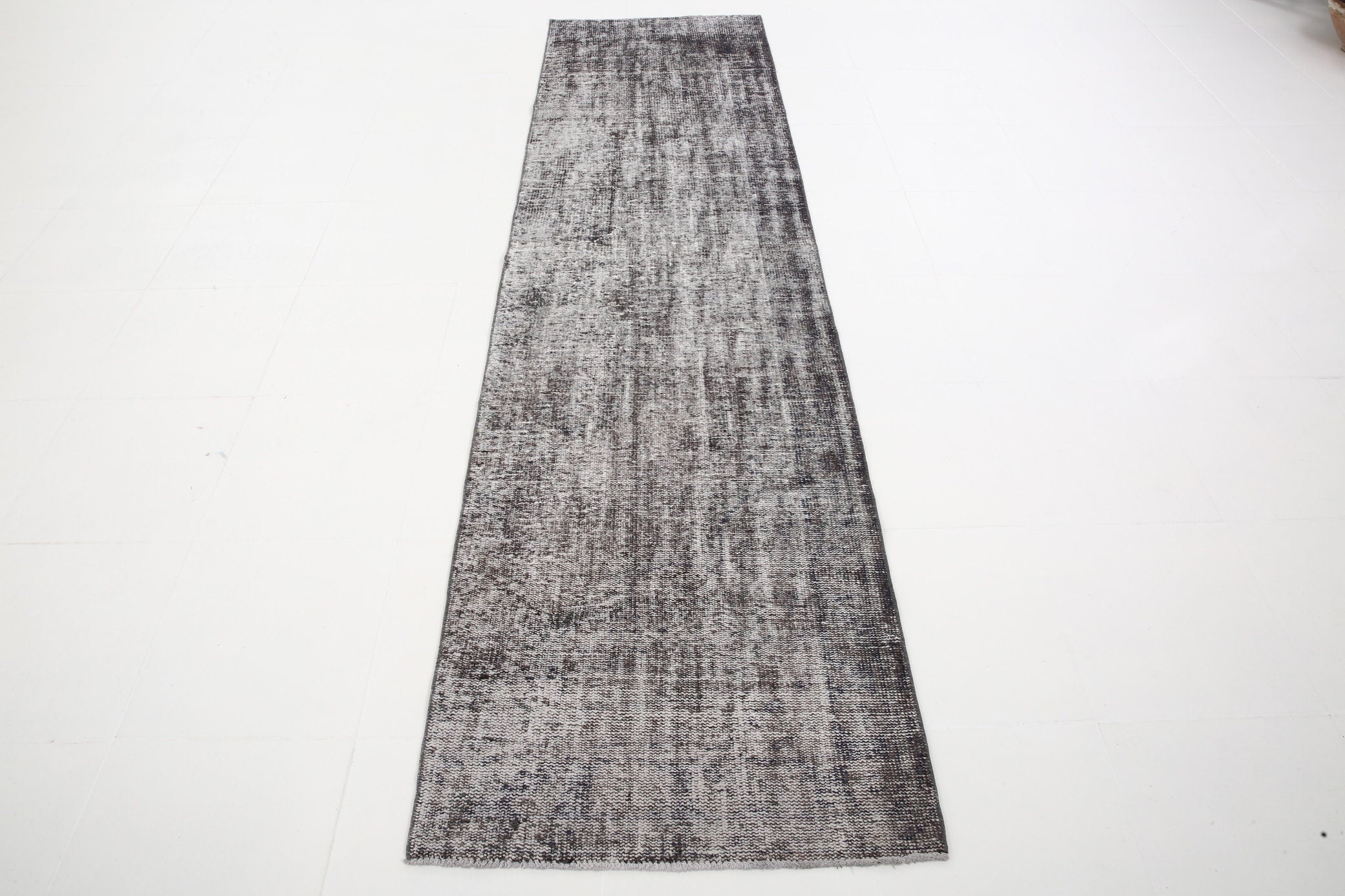 Vintage Runner Rug 2'8" x 10'0" ft