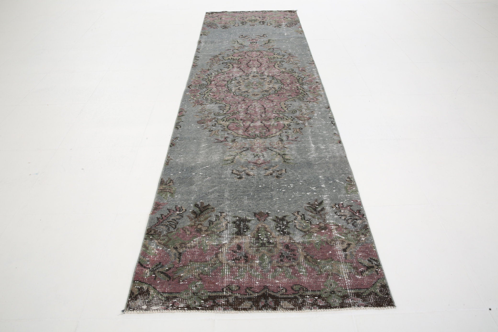 Vintage Runner Rug 2'8" x 8'8" ft