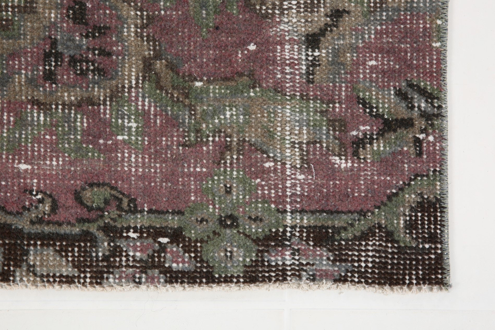 Vintage Runner Rug 2'8" x 8'8" ft
