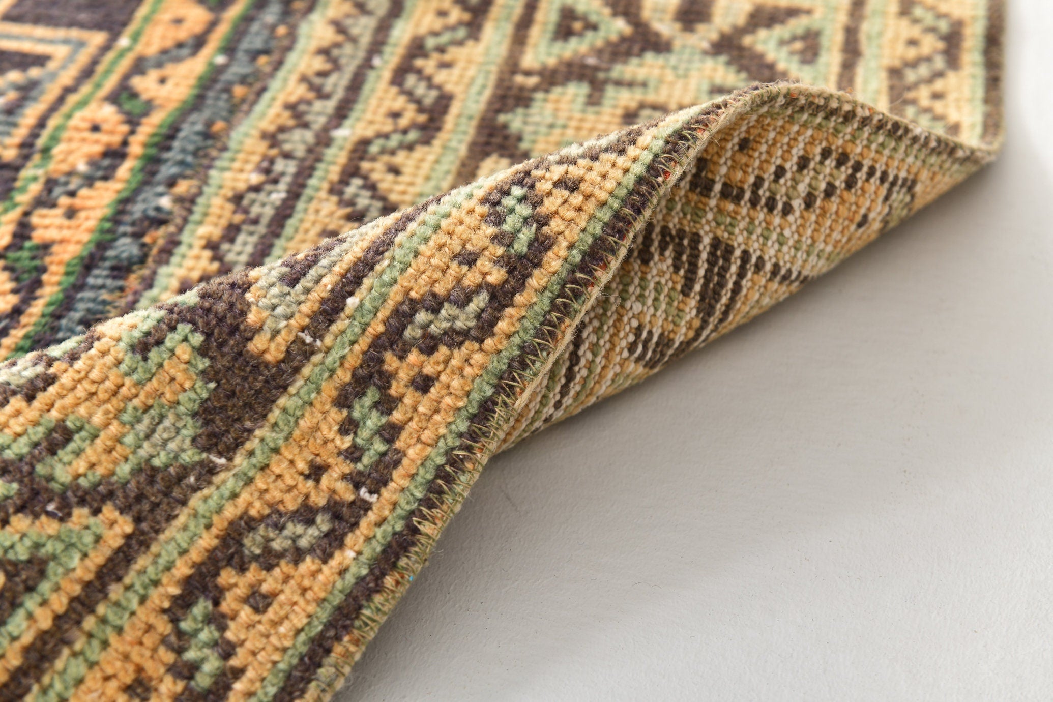 Vintage Runner Rug 2’8’’ x 9’11’’ ft
