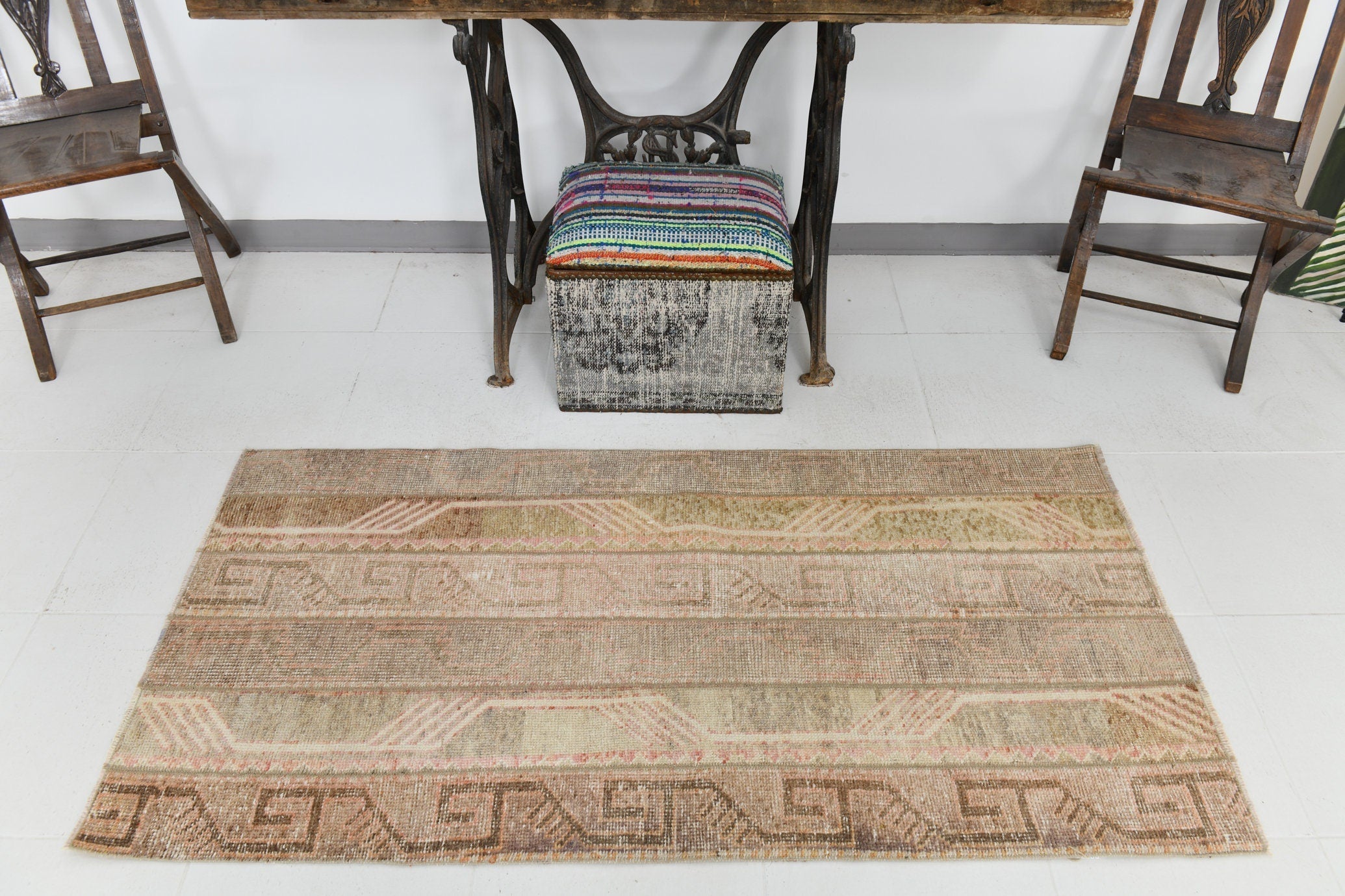 Vintage Runner Rug 2'9" x 5'7" ft