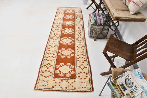 Vintage Runner Rug 2'9" x 9'2" ft