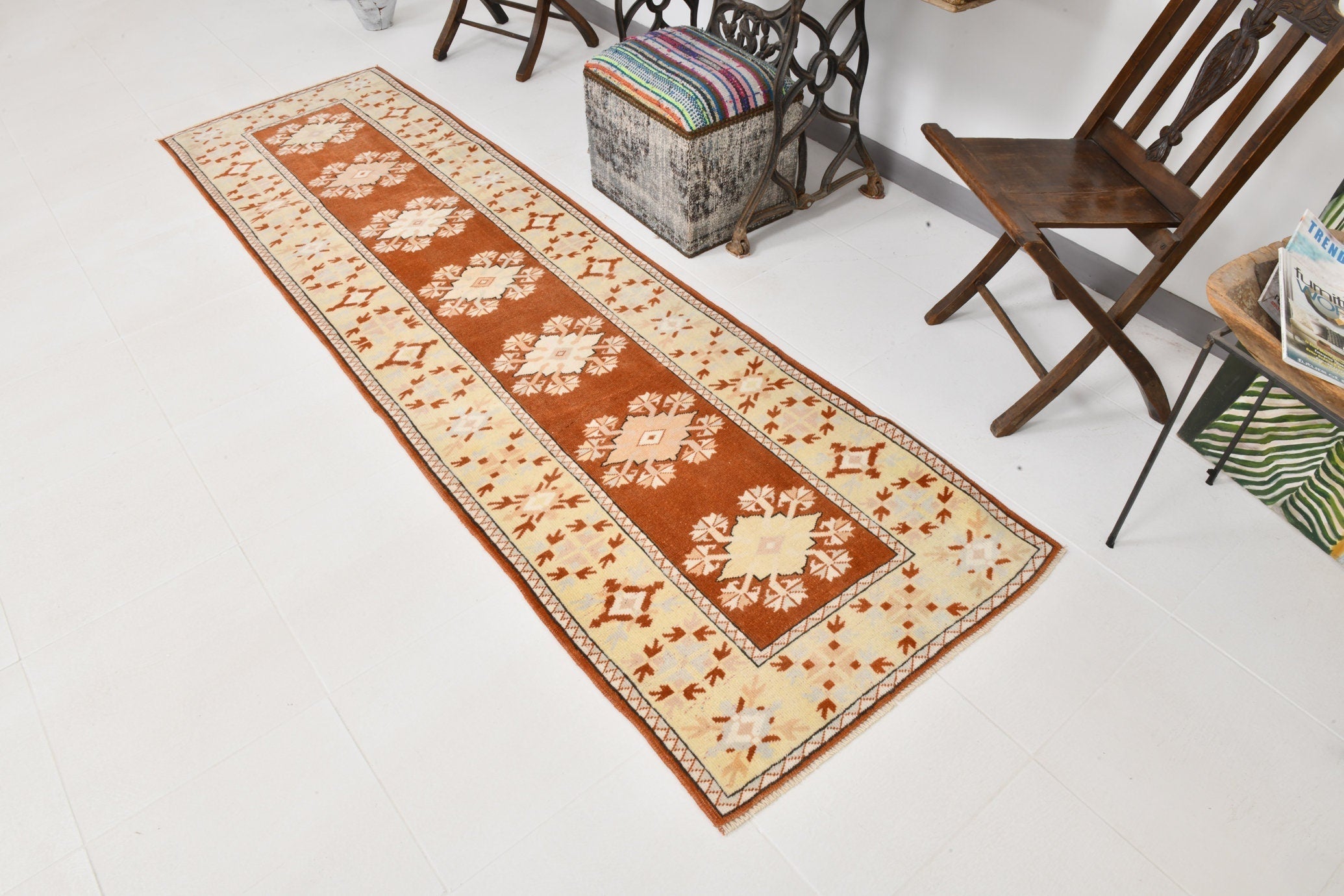 Vintage Runner Rug 2'9" x 9'2" ft