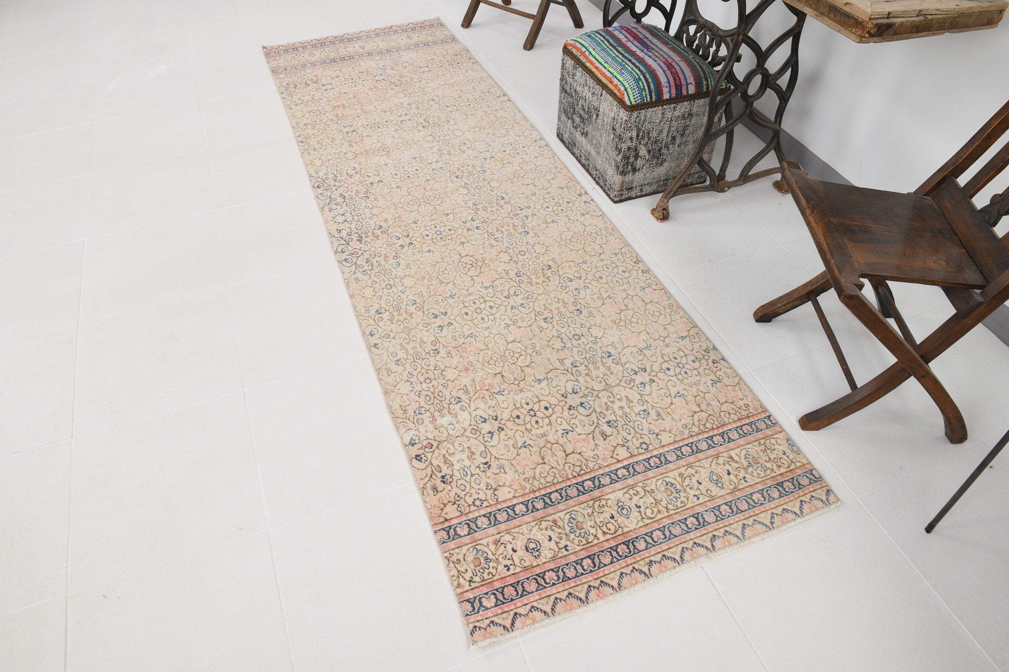 Vintage Runner Rug 2’9’’ x 9’3’’ ft