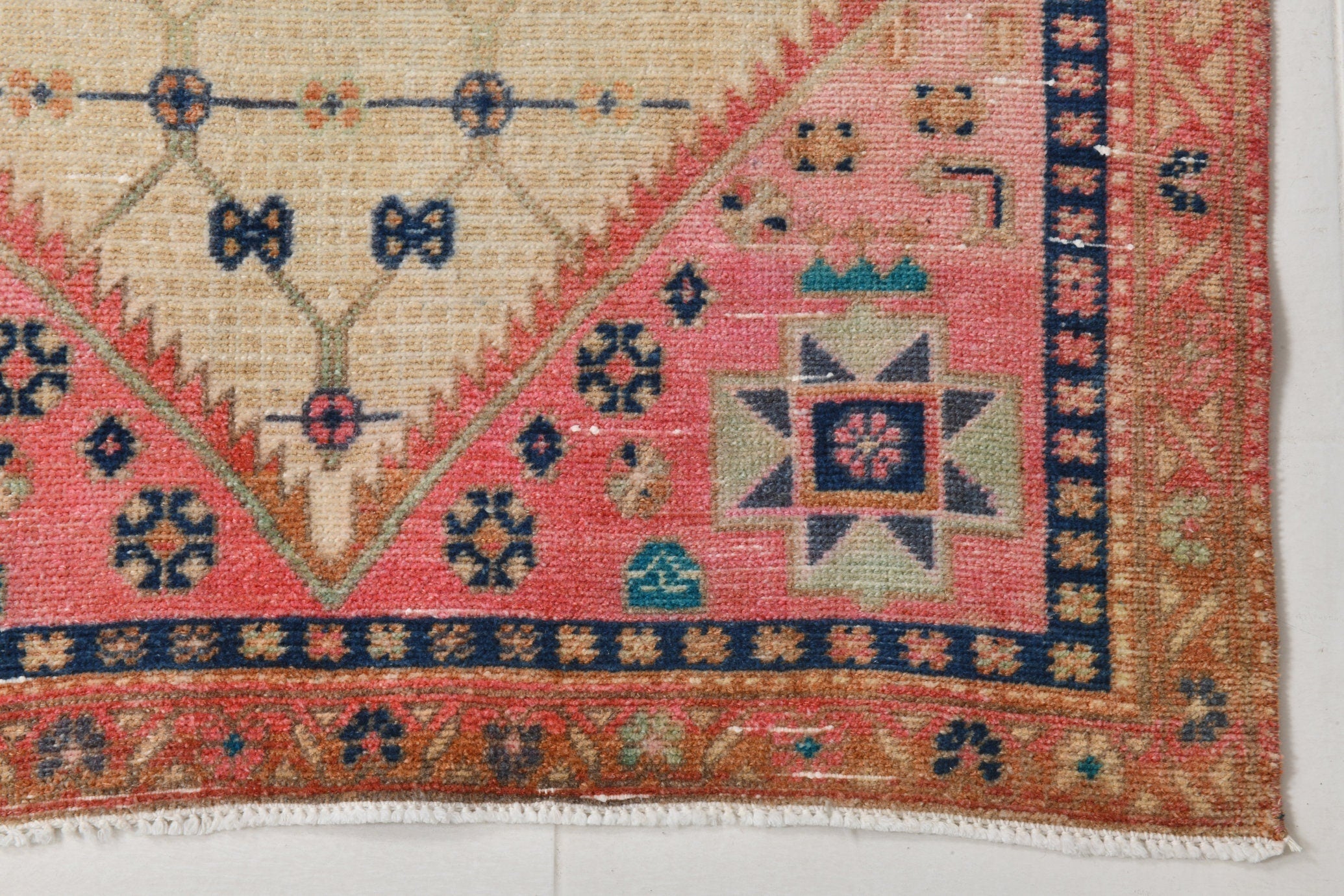 Vintage Runner Rug 3'2" x 8'11" ft