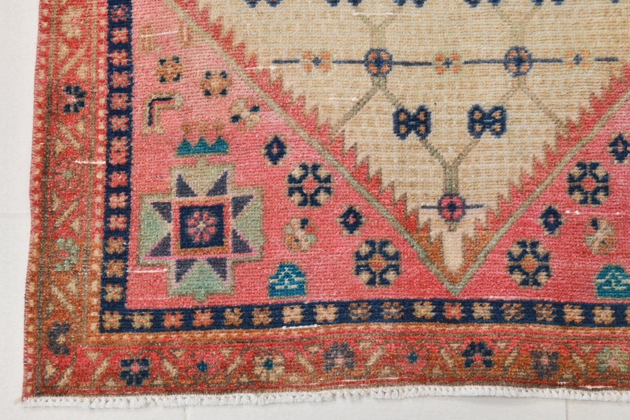Vintage Runner Rug 3'2" x 8'11" ft