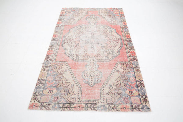 4' x 7' Vintage rug, Bedroom Vintage rug, Cotton Vintage rug, Dorm Vintage rug, Kitchen-Dining Vintage rug, Living Room Vintage rug, Office Vintage rug, Oriental Vintage rug, Red Vintage rug, Rustic-Primitive Vintage rug, Vintage, Wool Vintage rug, Vintage rug