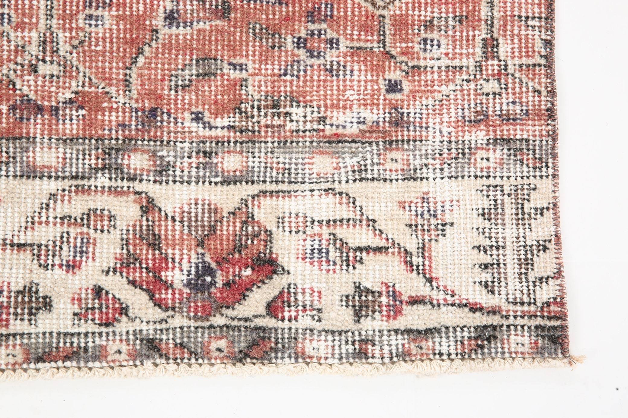 2' x 9' Vintage rug, Cotton Vintage rug, Country-Farmhouse Vintage rug, Dorm Vintage rug, Entryway-Hallway Vintage rug, Floral Vintage rug, Kitchen-Dining Vintage rug, Living Room Vintage rug, Office Vintage rug, Red Vintage rug, Vintage Runner, Wool Vintage rug, Vintage rug