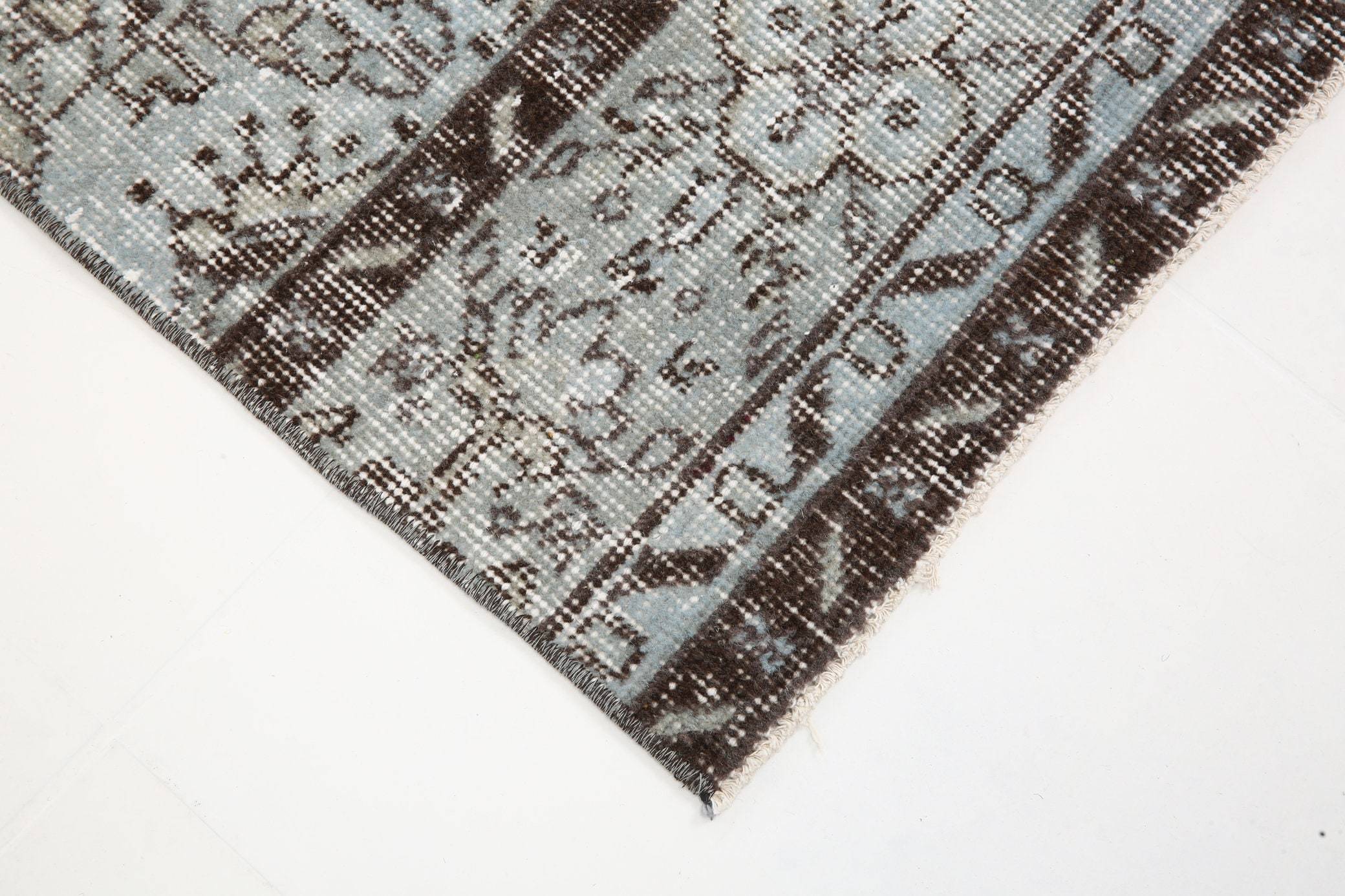2' x 8' Vintage rug, Blue Vintage rug, Cotton Vintage rug, Country-Farmhouse Vintage rug, Dorm Vintage rug, Entryway-Hallway Vintage rug, Kitchen-Dining Vintage rug, Living Room Vintage rug, Nursery Vintage rug, Plants-Trees Vintage rug, Vintage Runner, Wool Vintage rug, Vintage rug