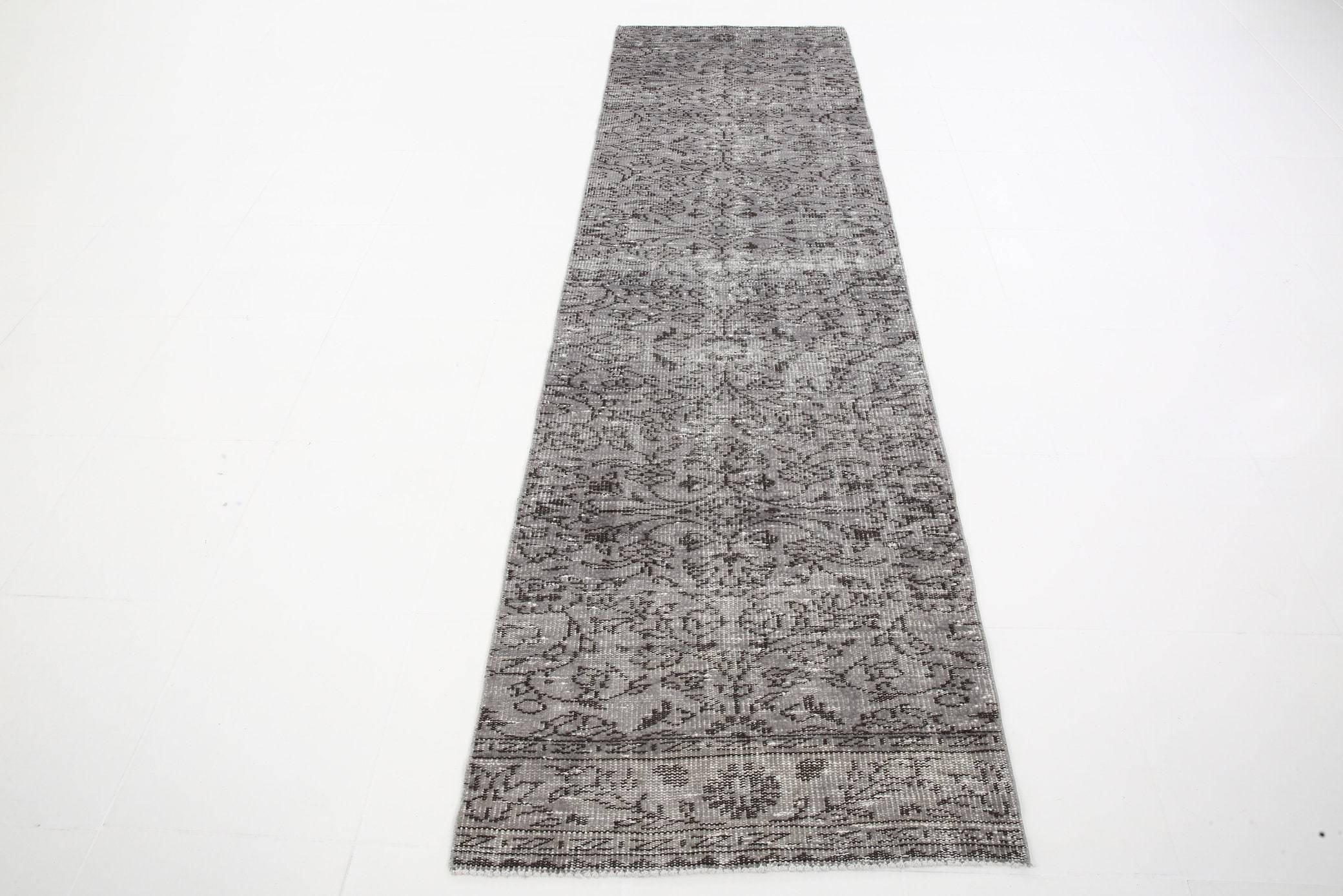 2' x 9' Vintage rug, Bathroom Vintage rug, Bedroom Vintage rug, Black-Gray Vintage rug, Cotton Vintage rug, Distressed Vintage rug, Entryway-Hallway Vintage rug, Floral Vintage rug, Kitchen-Dining Vintage rug, Nursery Vintage rug, Vintage Runner, Wool Vintage rug, Vintage rug