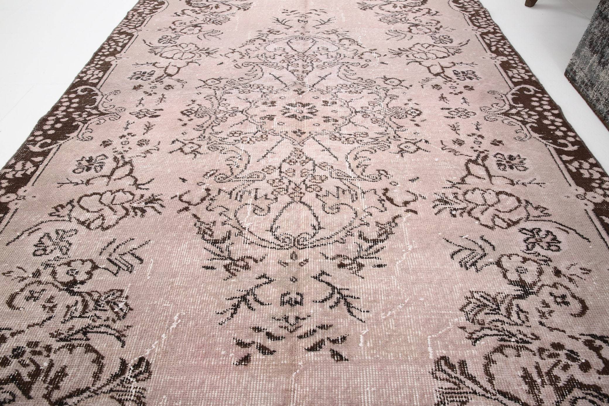 6' x 8' Vintage rug, Cotton Vintage rug, Dorm Vintage rug, Kids Vintage rug, Kitchen-Dining Vintage rug, Living Room Vintage rug, Office Vintage rug, Pink Vintage rug, Plants-Trees Vintage rug, Rustic-Primitive Vintage rug, Vintage, Wool Vintage rug, Vintage rug