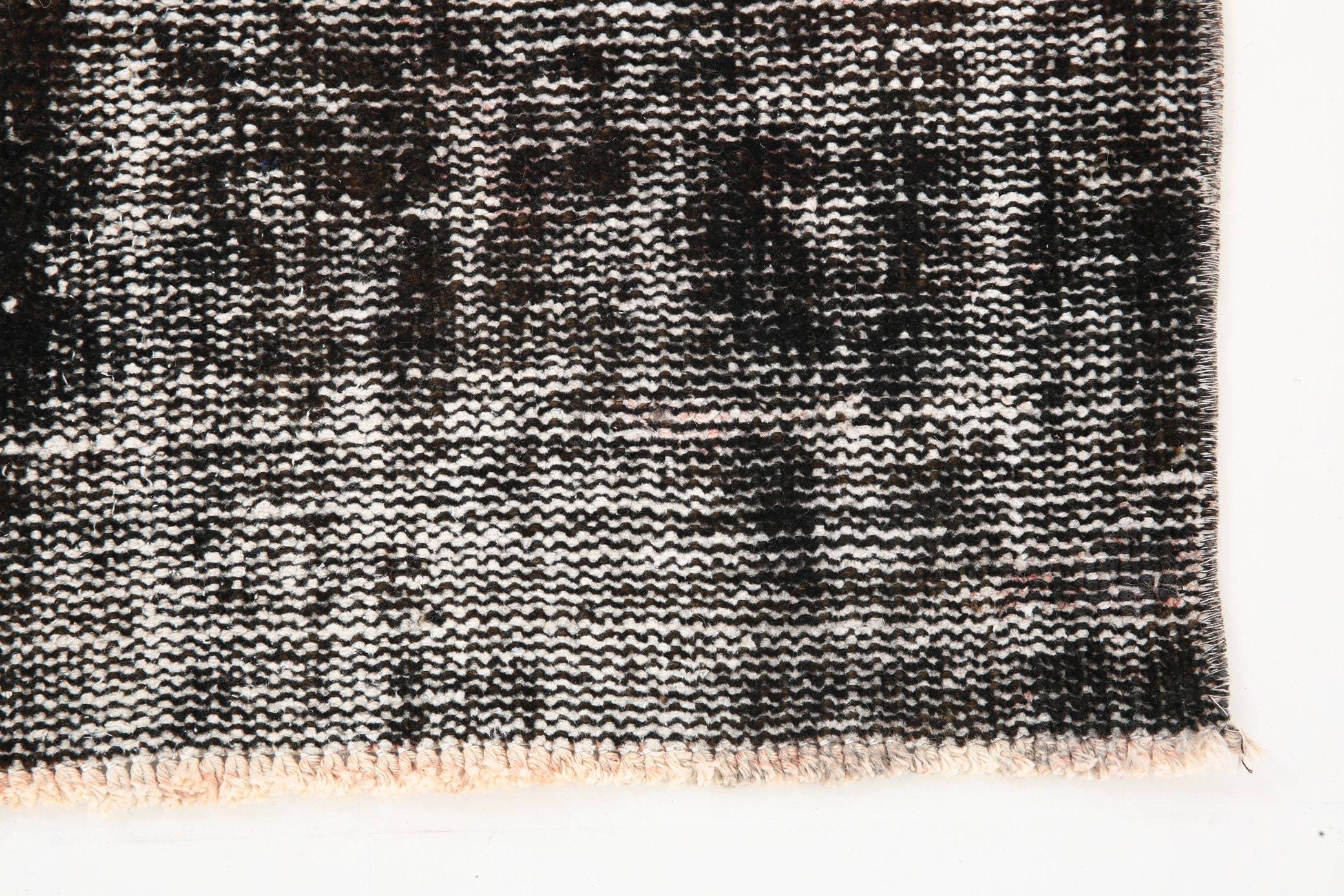 2' x 9' Vintage rug, Bedroom Vintage rug, Black-Gray Vintage rug, Cotton Vintage rug, Country-Farmhouse Vintage rug, Entryway-Hallway Vintage rug, Kitchen-Dining Vintage rug, Living Room Vintage rug, Office Vintage rug, Solid Vintage rug, Vintage Runner, Wool Vintage rug, Vintage rug