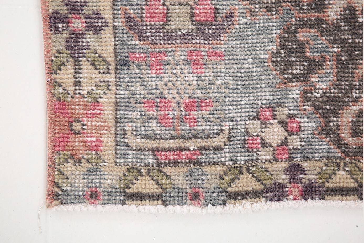 3' x 7' Vintage rug, Cotton Vintage rug, Kids Vintage rug, Kitchen-Dining Vintage rug, Laundry Vintage rug, Living Room Vintage rug, Office Vintage rug, Oriental Vintage rug, Red Vintage rug, Rustic-Primitive Vintage rug, Vintage, Wool Vintage rug, Vintage rug