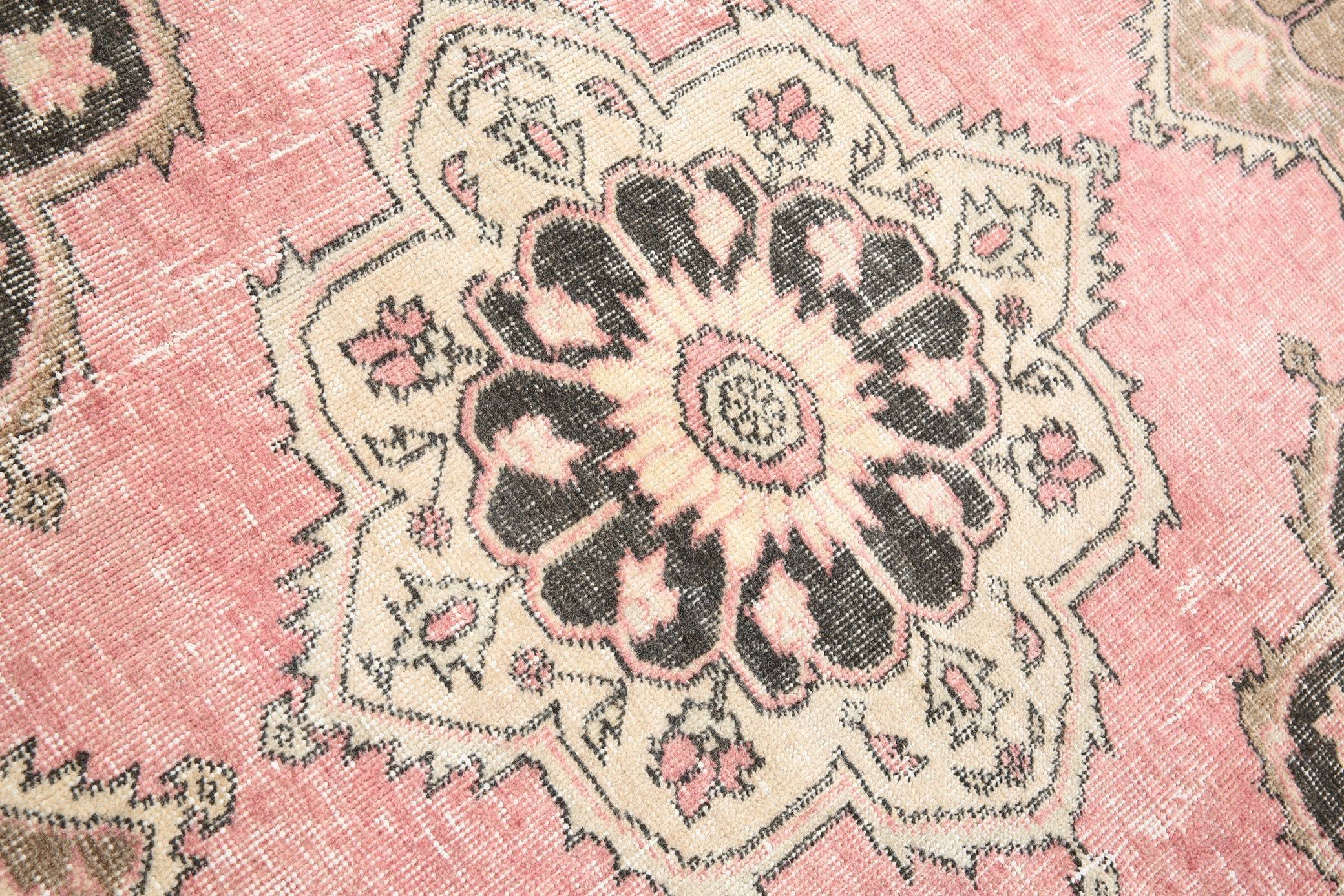 2' x 12' Vintage rug, Bedroom Vintage rug, Cotton Vintage rug, Entryway-Hallway Vintage rug, Kitchen-Dining Vintage rug, Living Room Vintage rug, Office Vintage rug, Pink Vintage rug, Retro Vintage rug, Southwestern Vintage rug, Vintage Runner, Wool Vintage rug, Vintage rug