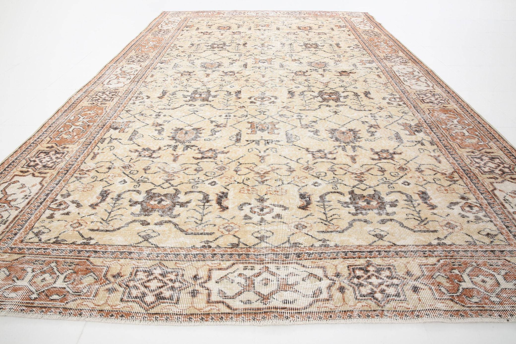 6' x 10' Vintage rug, Abstract Vintage rug, Bedroom Vintage rug, Bohemian-Eclectic Vintage rug, Cotton Vintage rug, Kitchen-Dining Vintage rug, Laundry Vintage rug, Living Room Vintage rug, Office Vintage rug, Tan-Ivory Vintage rug, Vintage, Wool Vintage rug, Vintage rug