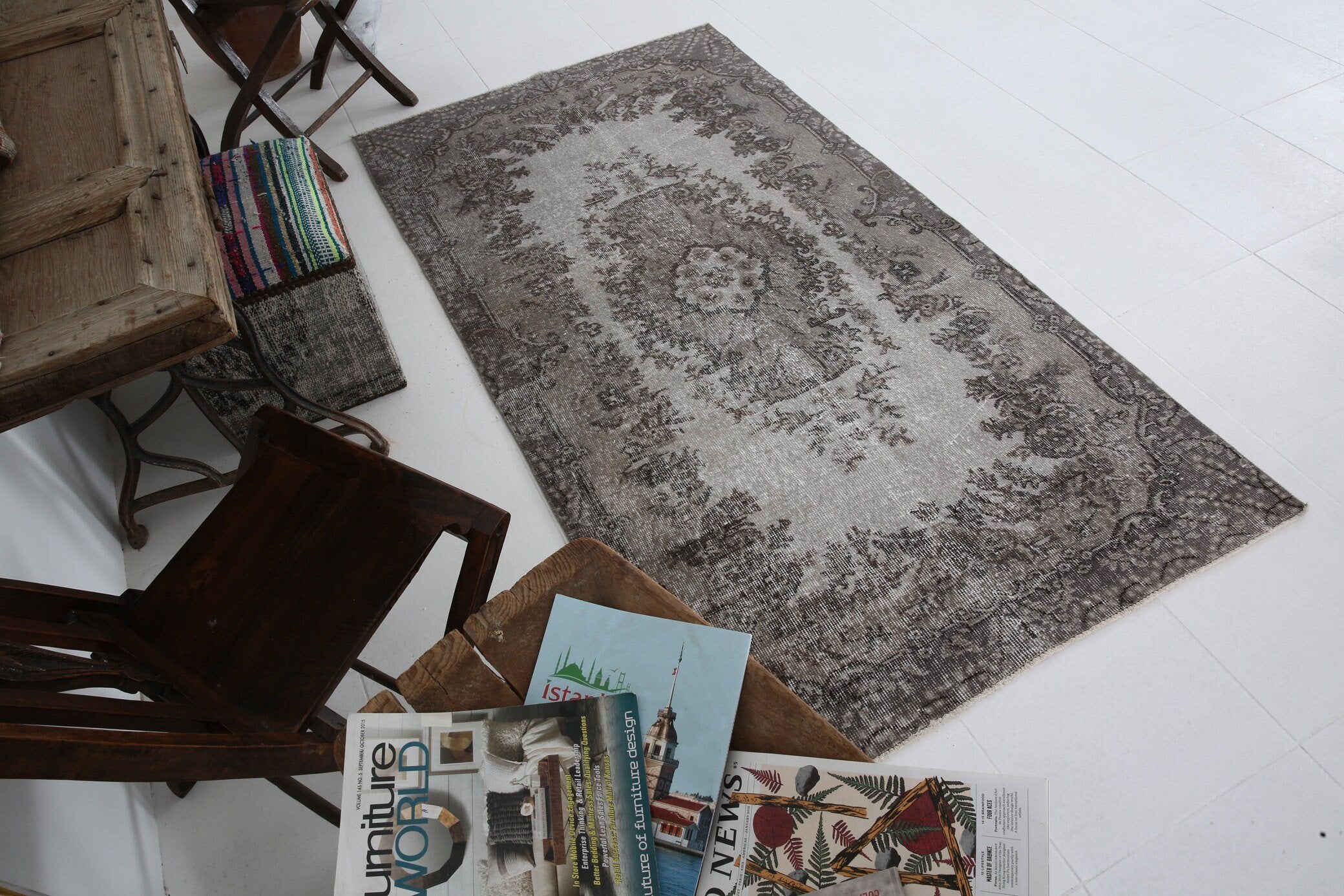 3' x 7' Vintage rug, Bedroom Vintage rug, Black-Gray Vintage rug, Bohemian-Eclectic Vintage rug, Cotton Vintage rug, Dorm Vintage rug, Floral Vintage rug, Kitchen-Dining Vintage rug, Living Room Vintage rug, Office Vintage rug, Vintage, Wool Vintage rug, Vintage rug