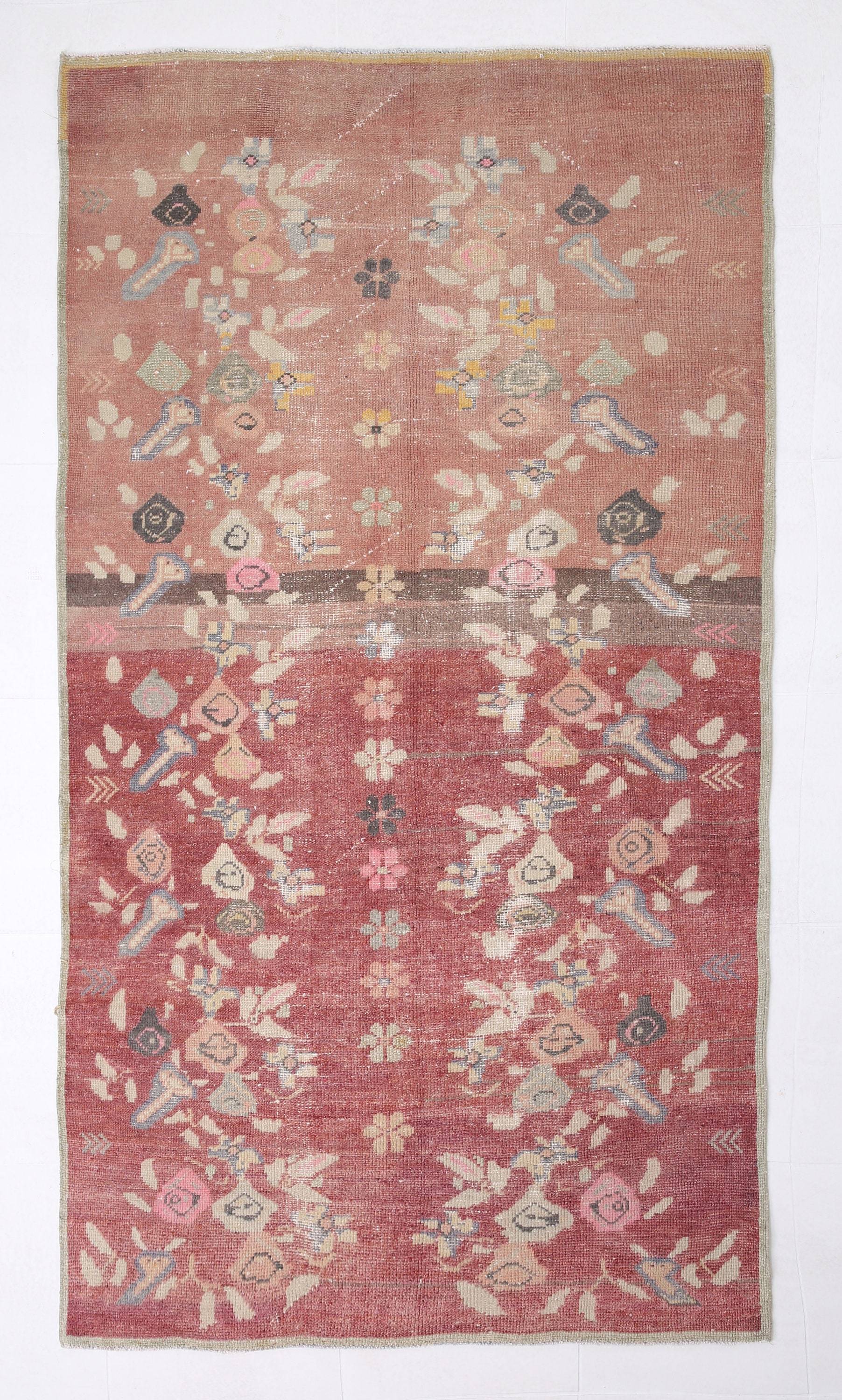 4' x 7' Vintage rug, Cotton Vintage rug, Dorm Vintage rug, Floral Vintage rug, Kids Vintage rug, Kitchen-Dining Vintage rug, Living Room Vintage rug, Office Vintage rug, Red Vintage rug, Retro Vintage rug, Vintage, Wool Vintage rug, Vintage rug