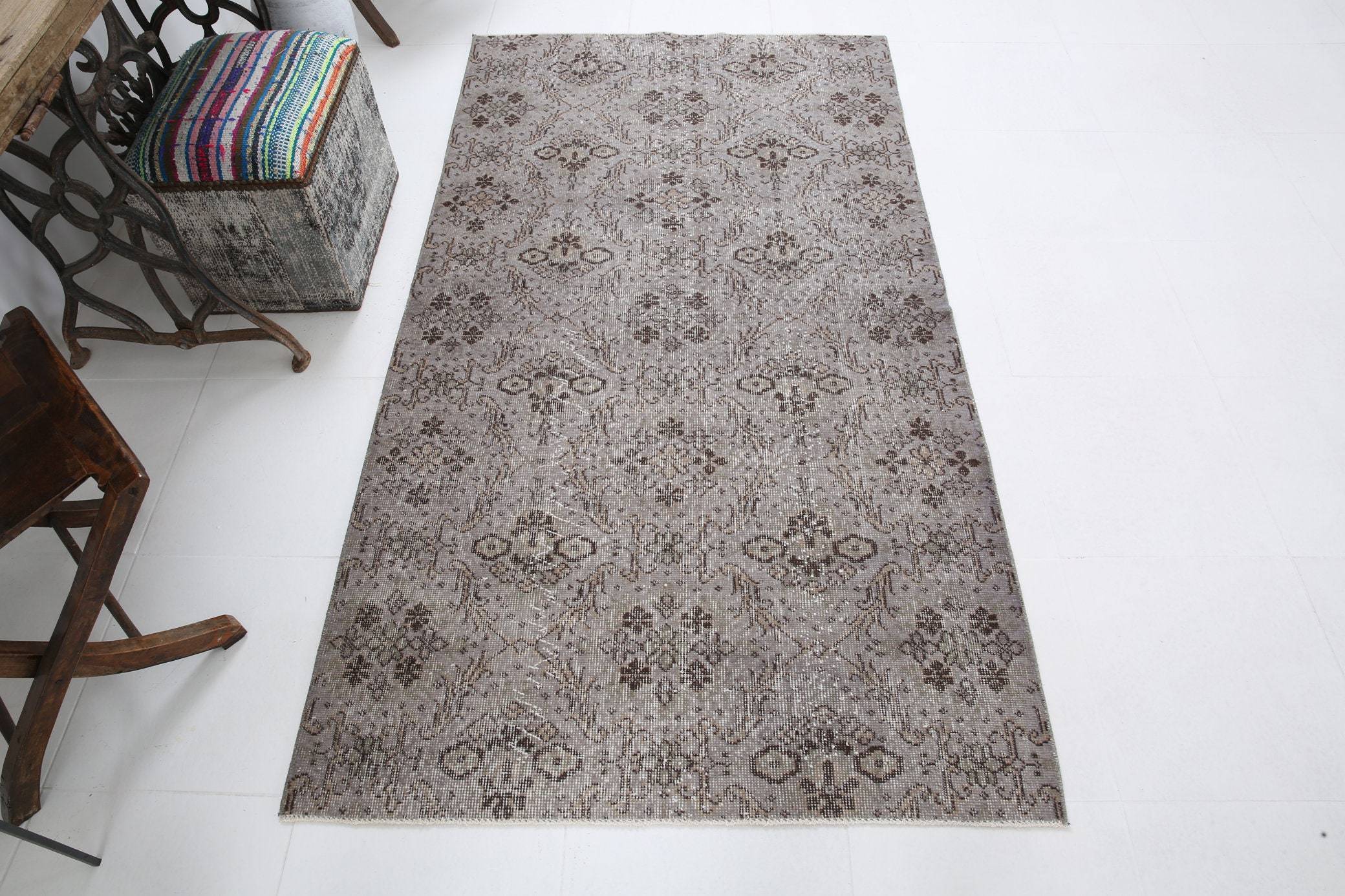 3' x 6' Vintage rug, Black-Gray Vintage rug, Cotton Vintage rug, Country-Farmhouse Vintage rug, Floral Vintage rug, Kids Vintage rug, Kitchen-Dining Vintage rug, Living Room Vintage rug, Nursery Vintage rug, Office Vintage rug, Vintage, Wool Vintage rug, Vintage rug