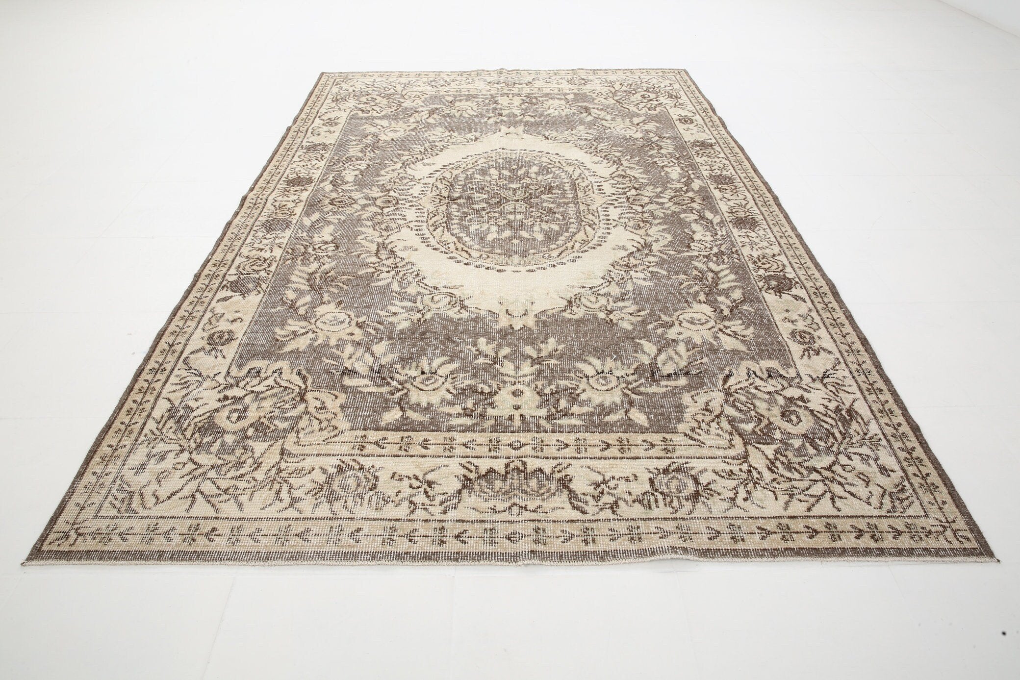 6' x 9' Red Turkish Vintage Rug  |  RugReform