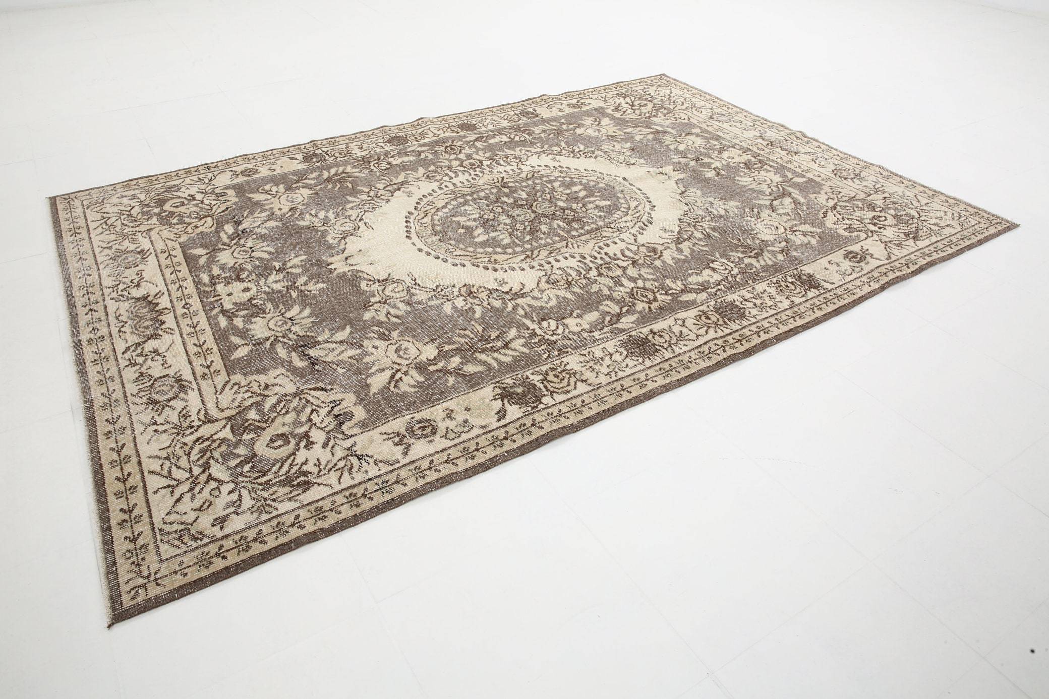 6' x 9' Red Turkish Vintage Rug  |  RugReform