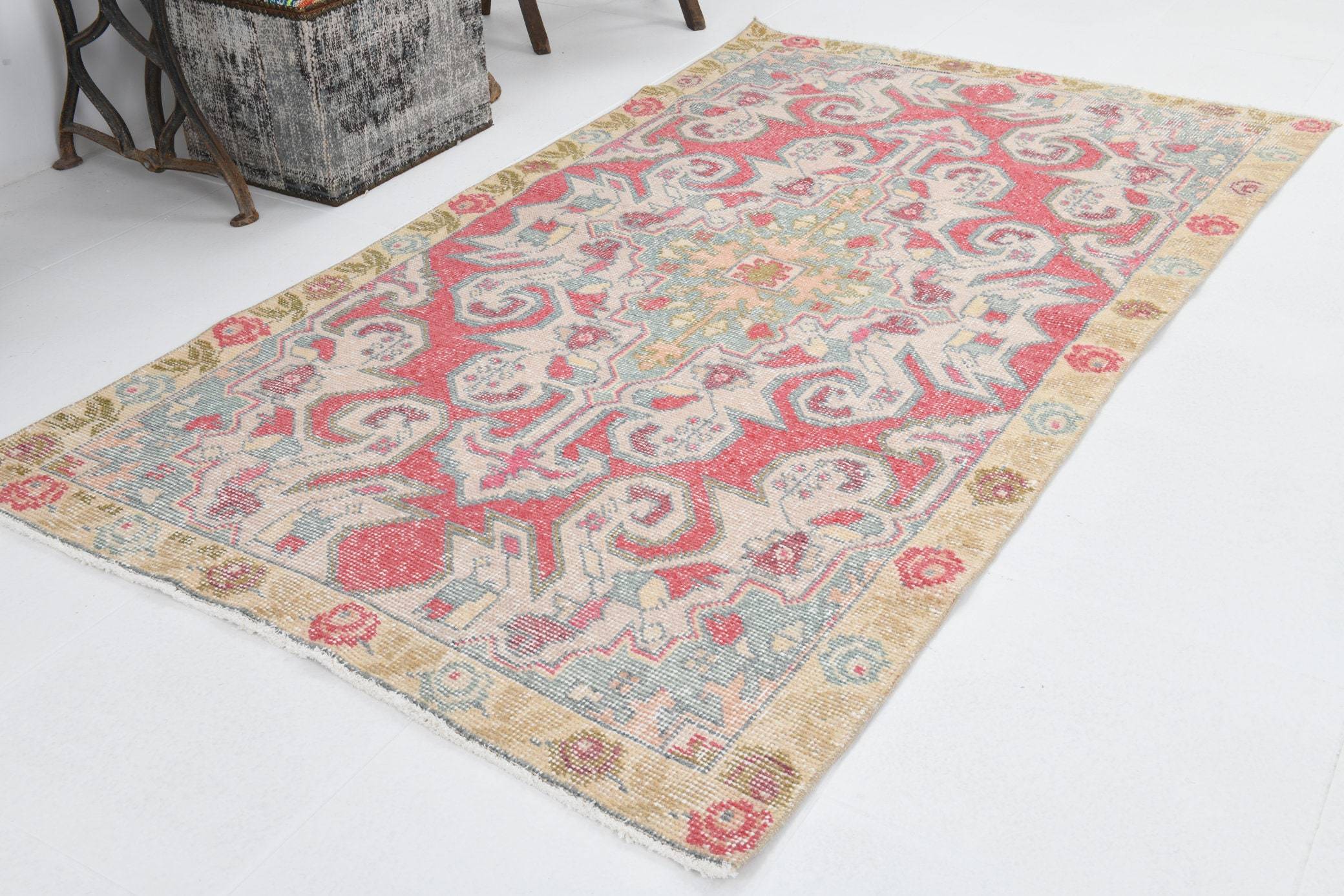 4' x 7' Vintage rug, Abstract Vintage rug, Bedroom Vintage rug, Cotton Vintage rug, Kitchen-Dining Vintage rug, Living Room Vintage rug, Nursery Vintage rug, Office Vintage rug, Red Vintage rug, Retro Vintage rug, Vintage, Wool Vintage rug, Vintage rug
