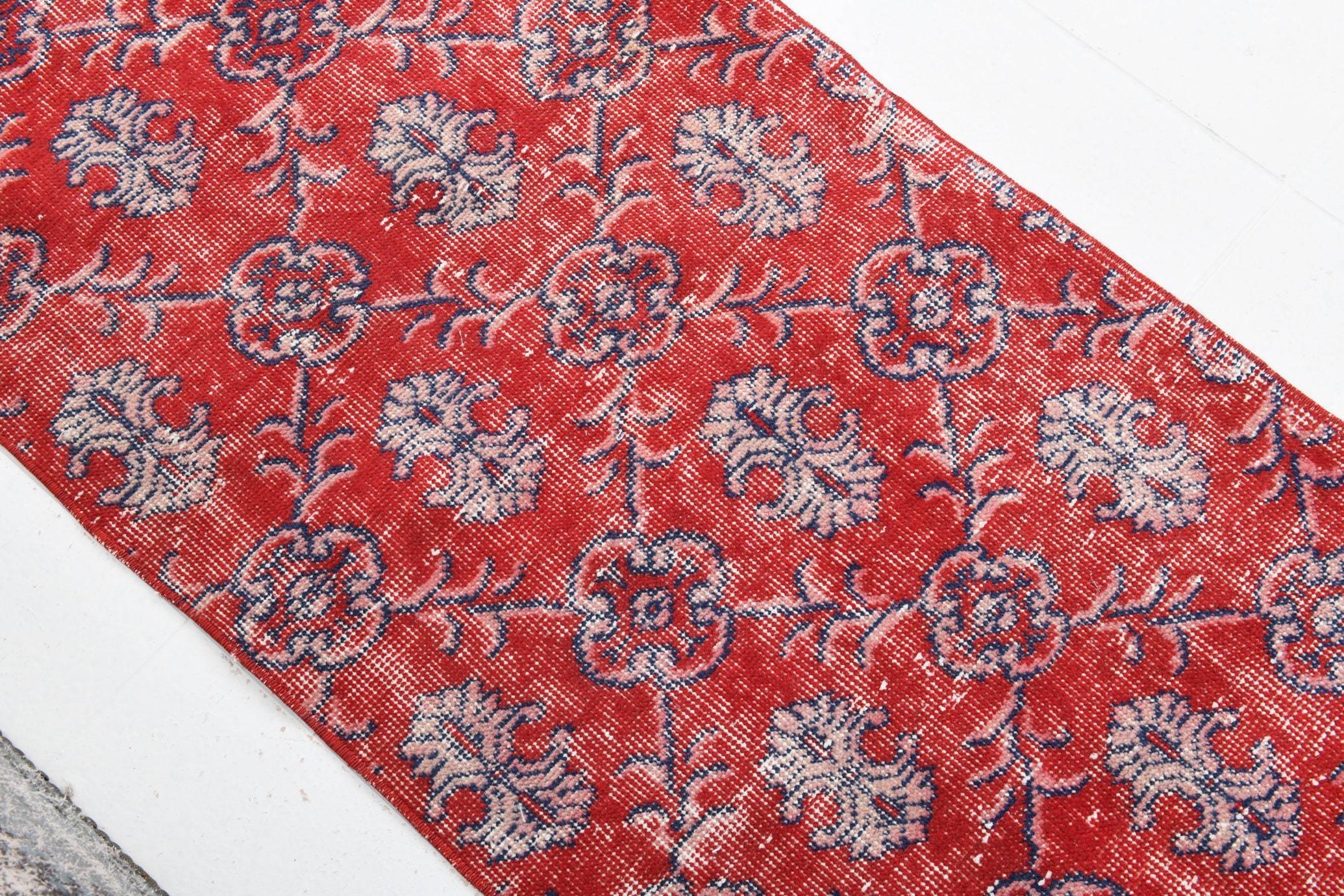 2' x 10' Vintage rug, Cotton Vintage rug, Dorm Vintage rug, Entryway-Hallway Vintage rug, Floral Vintage rug, Kitchen-Dining Vintage rug, Living Room Vintage rug, Office Vintage rug, Red Vintage rug, Rustic-Primitive Vintage rug, Vintage Runner, Wool Vintage rug, Vintage rug