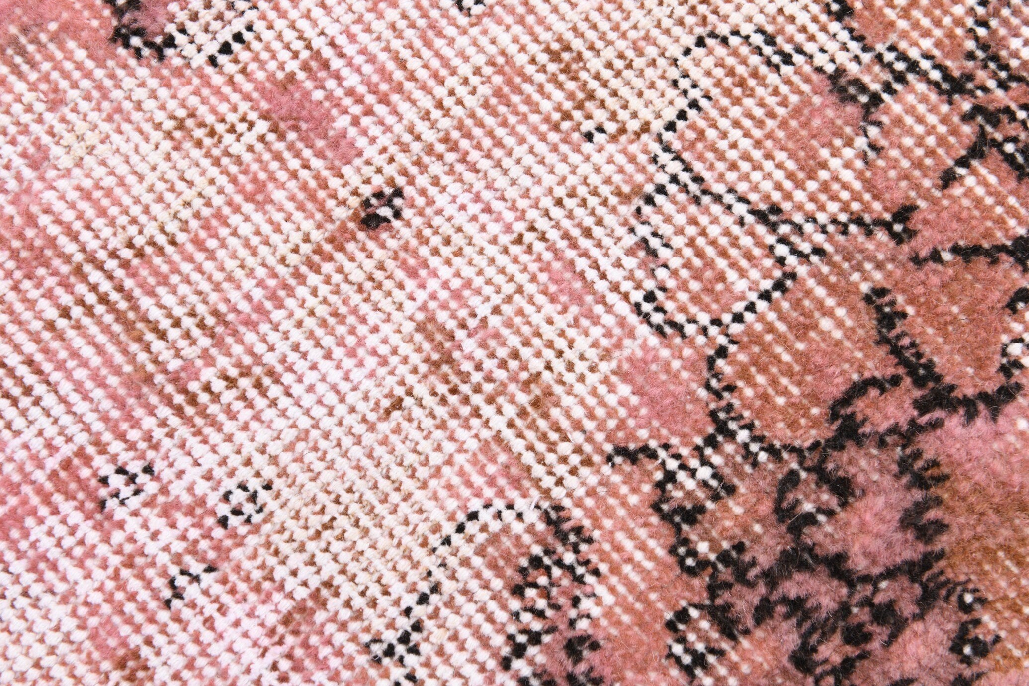2' x 9' Vintage rug, Cotton Vintage rug, Distressed Vintage rug, Dorm Vintage rug, Entryway-Hallway Vintage rug, Kitchen-Dining Vintage rug, Living Room Vintage rug, Office Vintage rug, Pink Vintage rug, Plants-Trees Vintage rug, Vintage Runner, Wool Vintage rug, Vintage rug
