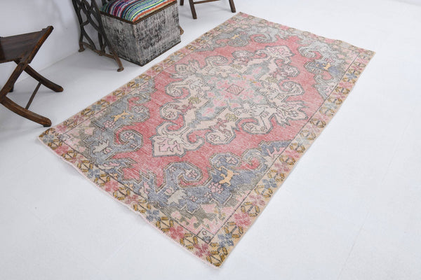 4' x 6' Vintage rug, Bedroom Vintage rug, Bohemian-Eclectic Vintage rug, Cotton Vintage rug, Kitchen-Dining Vintage rug, Living Room Vintage rug, Nursery Vintage rug, Office Vintage rug, Red Vintage rug, Southwestern Vintage rug, Vintage, Wool Vintage rug, Vintage rug