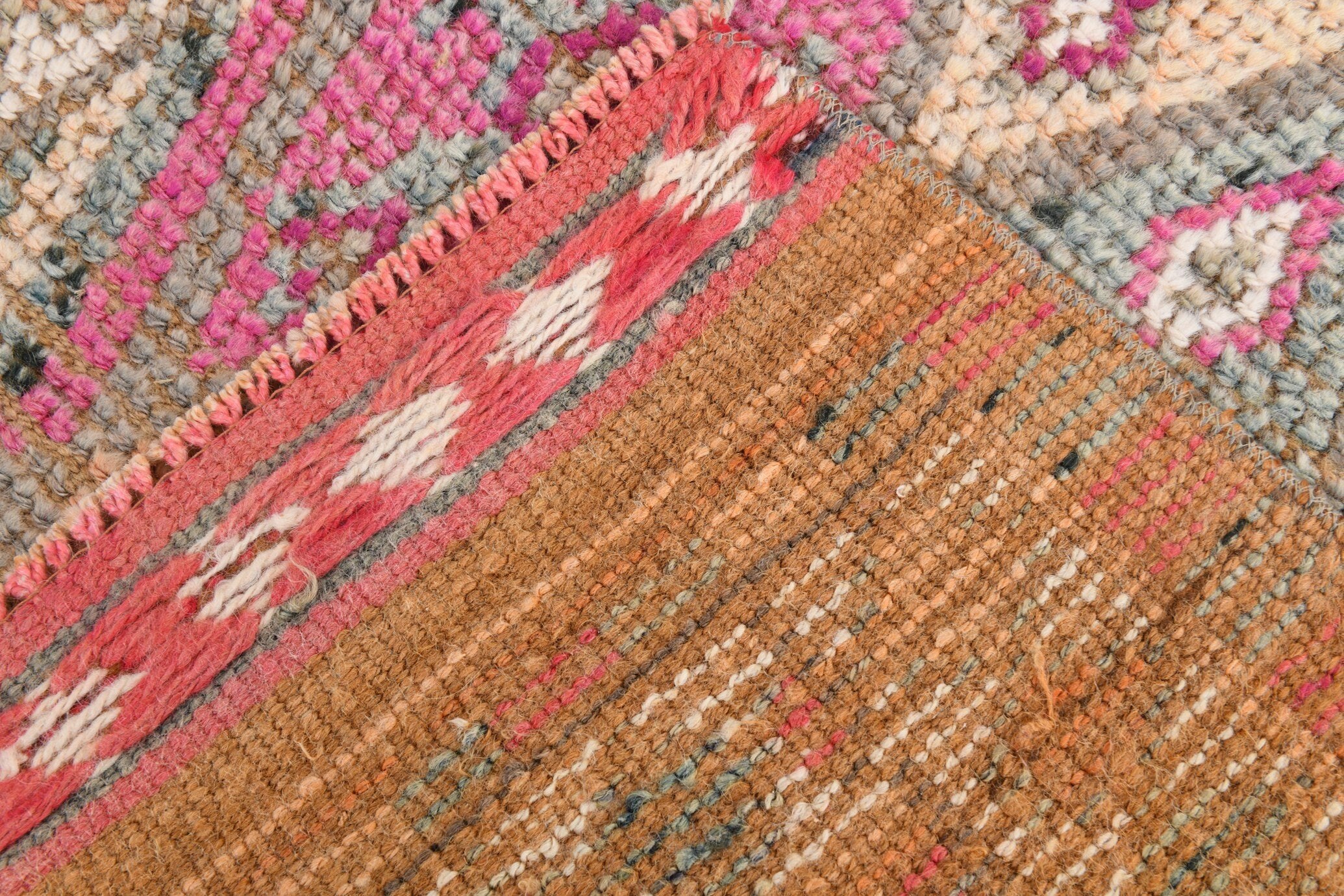2' x 12' Vintage rug, Cotton Vintage rug, Dorm Vintage rug, Entryway-Hallway Vintage rug, Geometric Vintage rug, Kitchen-Dining Vintage rug, Living Room Vintage rug, Office Vintage rug, Pink Vintage rug, Retro Vintage rug, Vintage Herki, Wool Vintage rug, Vintage rug