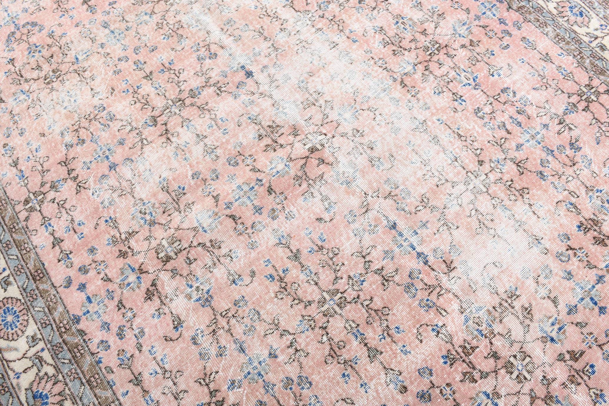 8' x 11' Vintage rug, Cotton Vintage rug, Dorm Vintage rug, Floral Vintage rug, Kids Vintage rug, Living Room Vintage rug, Nursery Vintage rug, Office Vintage rug, Pink Vintage rug, Rustic-Primitive Vintage rug, Vintage, Wool Vintage rug, Vintage rug