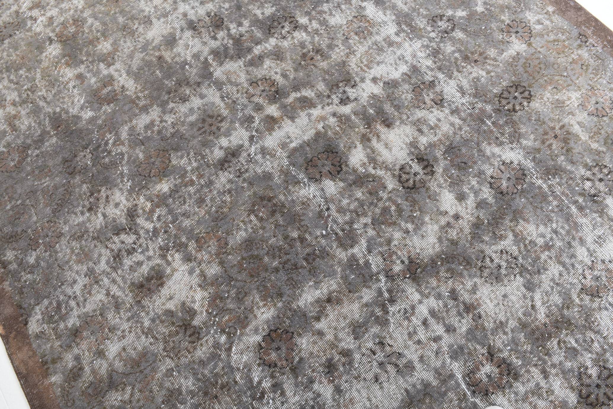 7' x 10' Vintage rug, Black-Gray Vintage rug, Contemporary Vintage rug, Cotton Vintage rug, Floral Vintage rug, Kids Vintage rug, Kitchen-Dining Vintage rug, Living Room Vintage rug, Nursery Vintage rug, Office Vintage rug, Vintage, Wool Vintage rug, Vintage rug