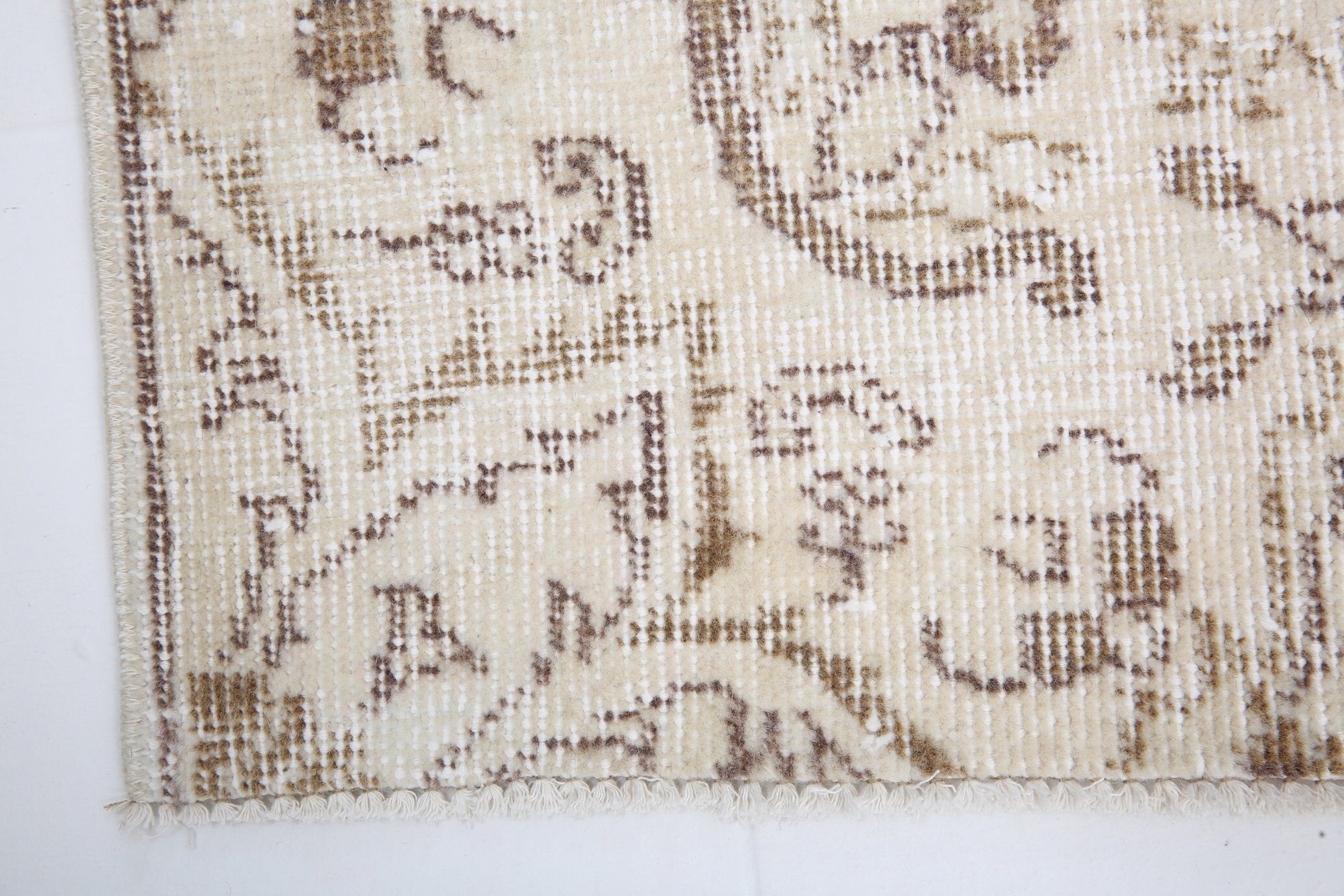 3' x 6' Tan-Ivory Turkish Vintage Rug  |  RugReform